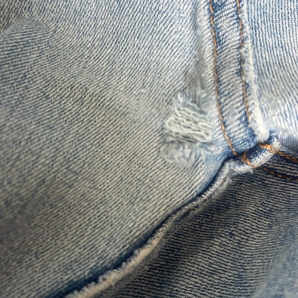 Levi's Men's Classic WorkWear Fit 505 Light Blue Straight Jeans. size 34x32 - Picture 13 of 13